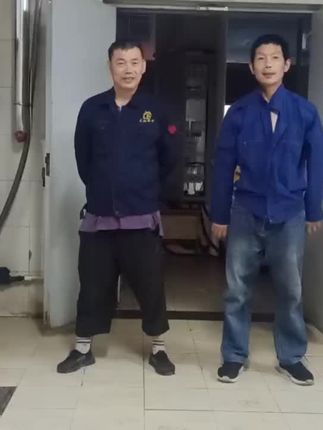 齊魯醫(yī)藥學(xué)院六食堂四食堂開工，樂邦保潔專注油煙管道清洗業(yè)務(wù)